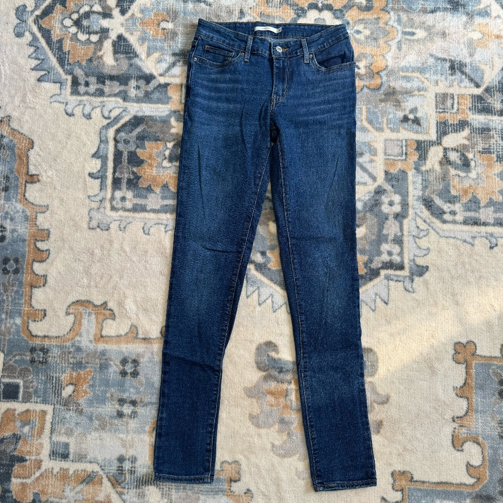 Levi Strauss Dark Wash 711 Skinny Jeans Size 28